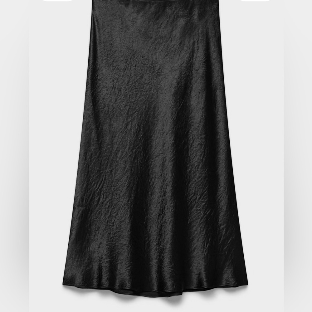 Aritzia Babaton Satin Midi Skirt